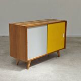 Buffet Commode U 452 jaune par Jiri Jiroutek pour Interier Praha 1960