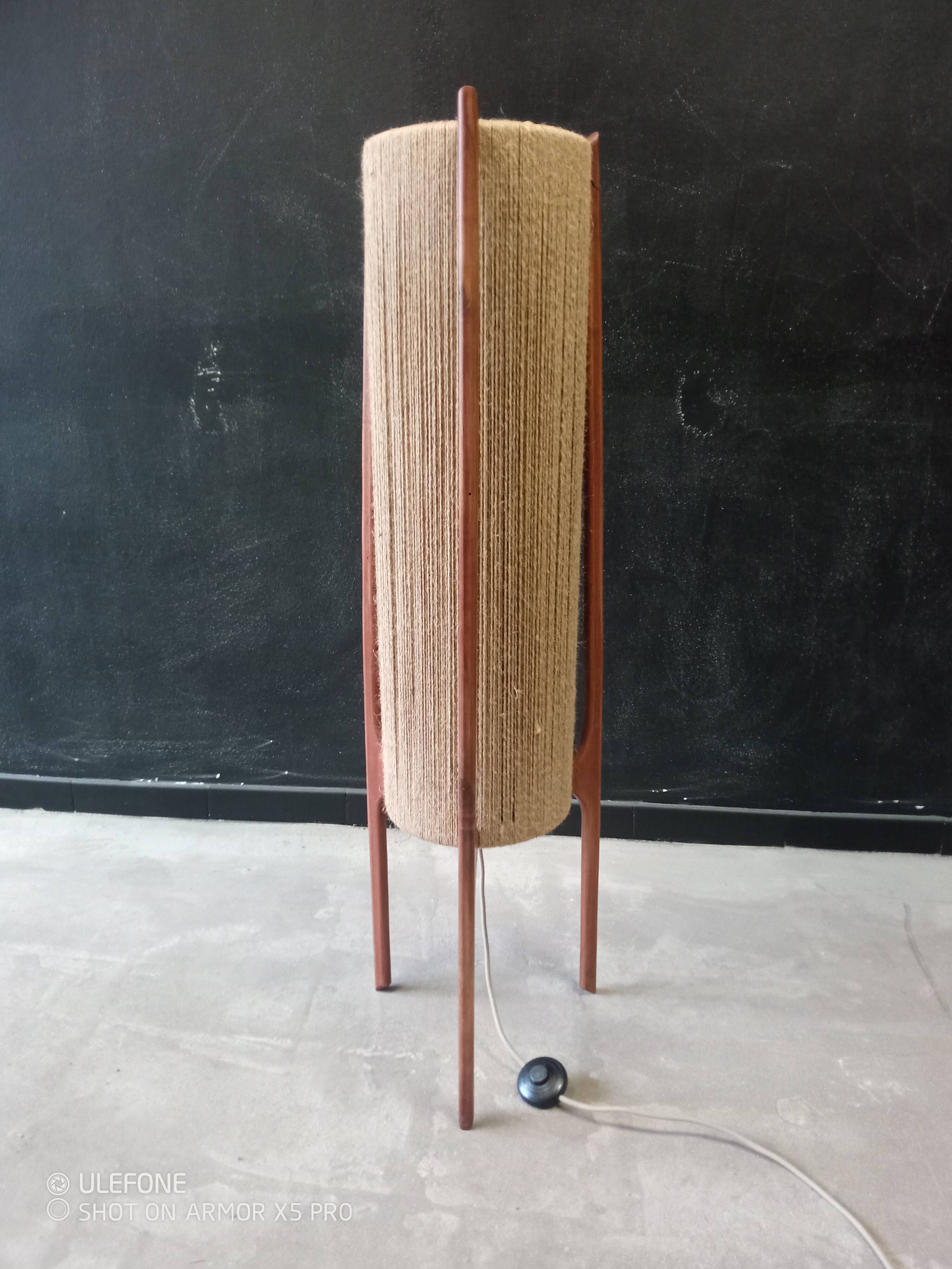Lampe tripode rocket