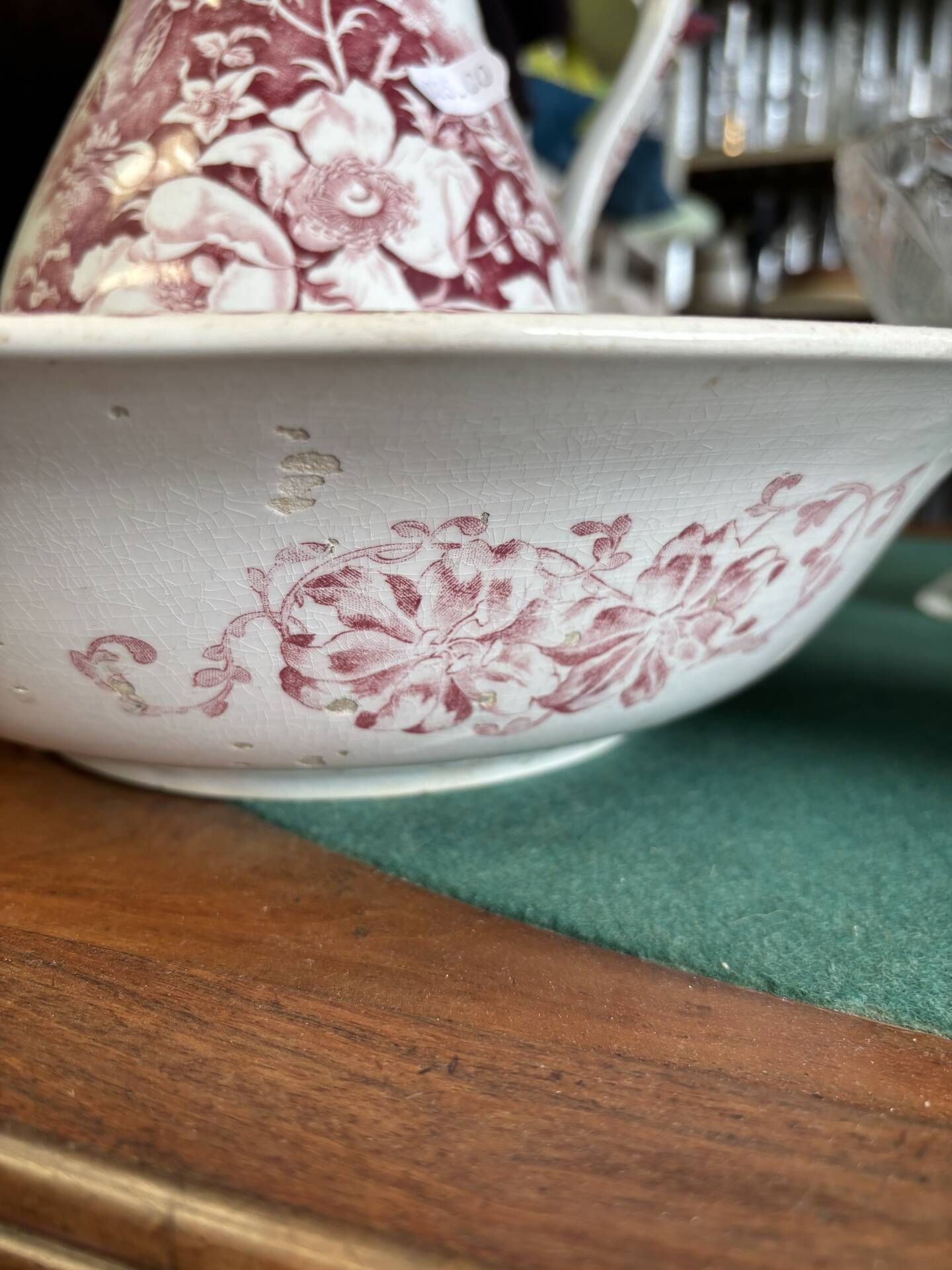 Bathroom basin and bowl set, early 20th century.