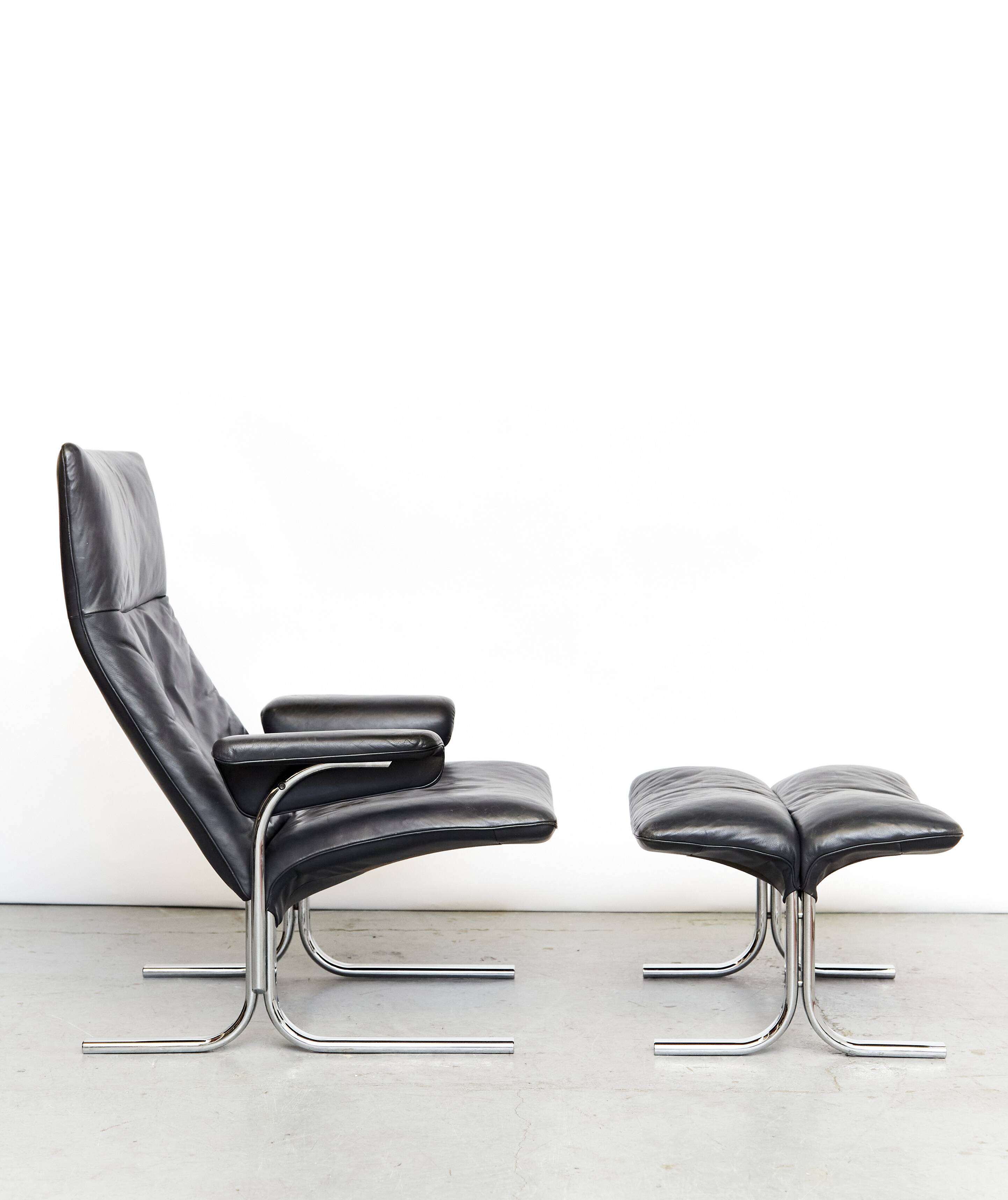 De Sede Lounge Chair & Ottoman DS-2030 de Hans Eichenberger