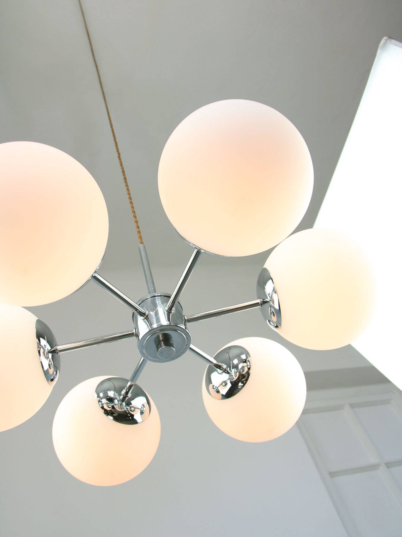 Space-age Italian Sputnik Chrome & Opaline Chandelier, 1970s