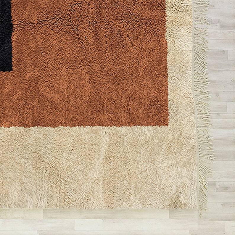 Handmade Moroccan rug 250cm x 150cm