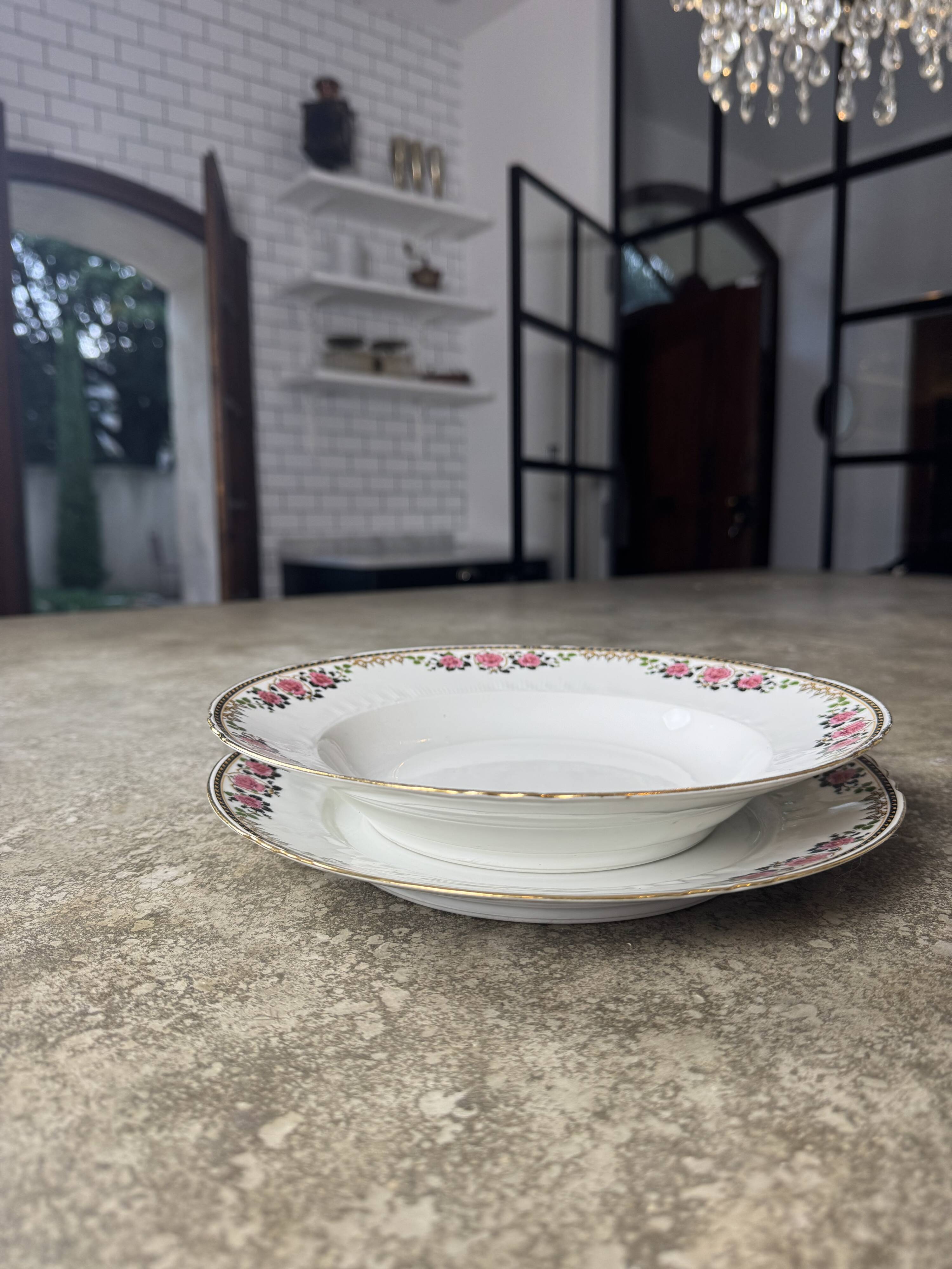 66-piece Limoges porcelain service, mid-20th century