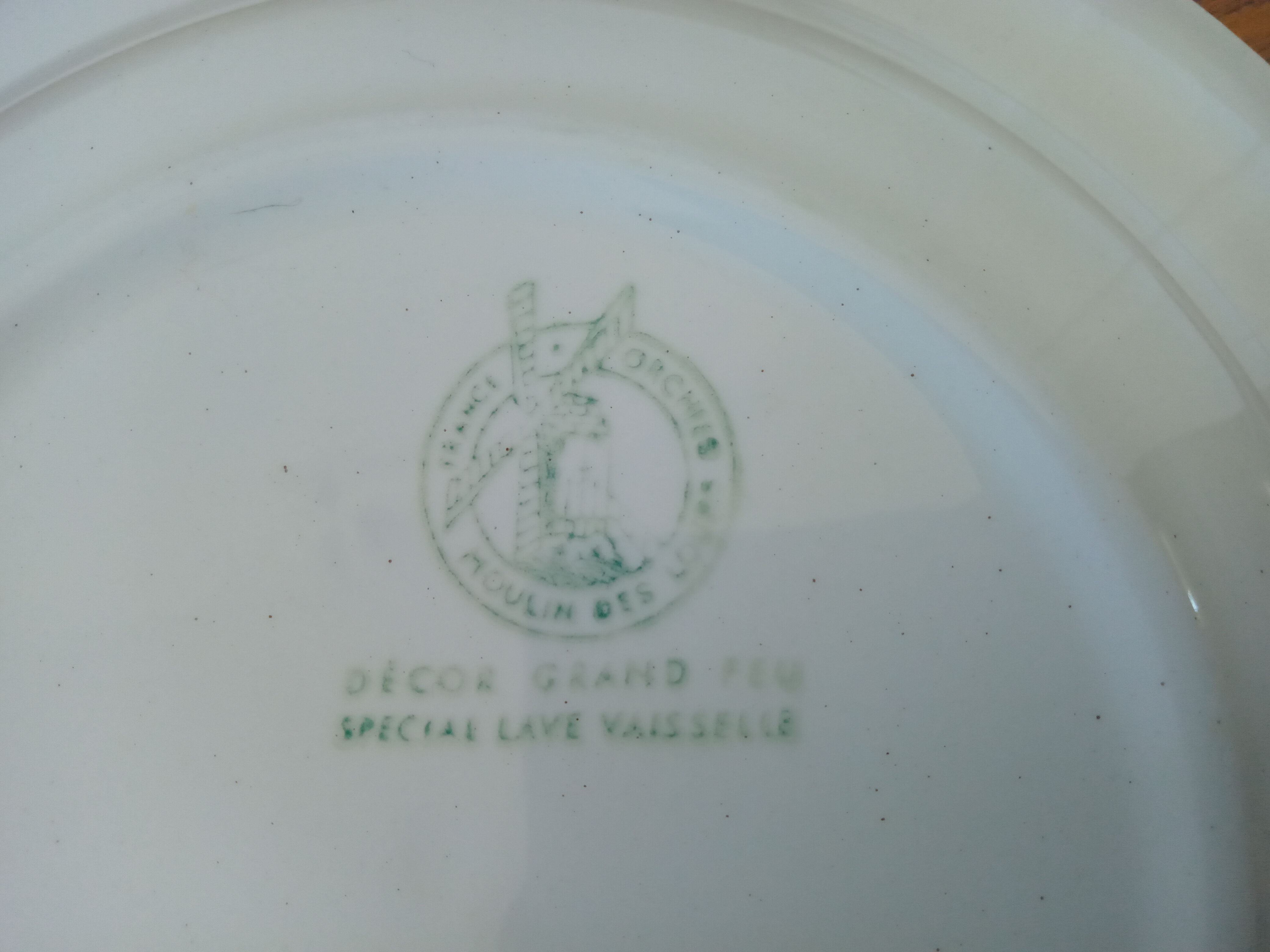 Cinq assiettes creuses de Moulin des Loups Orchies