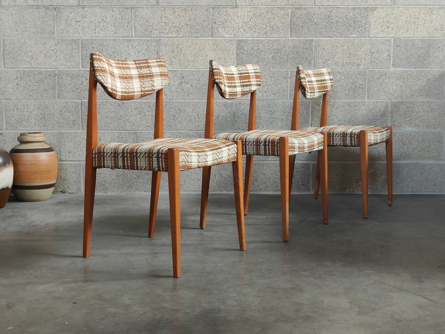 Lot de 3 chaises style scandinave tissu et bois