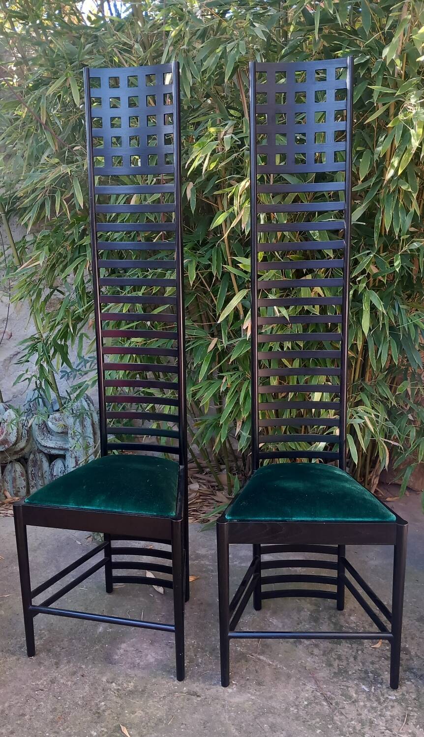 Pair of Hill House 1 Mackintosh Cassina chairs