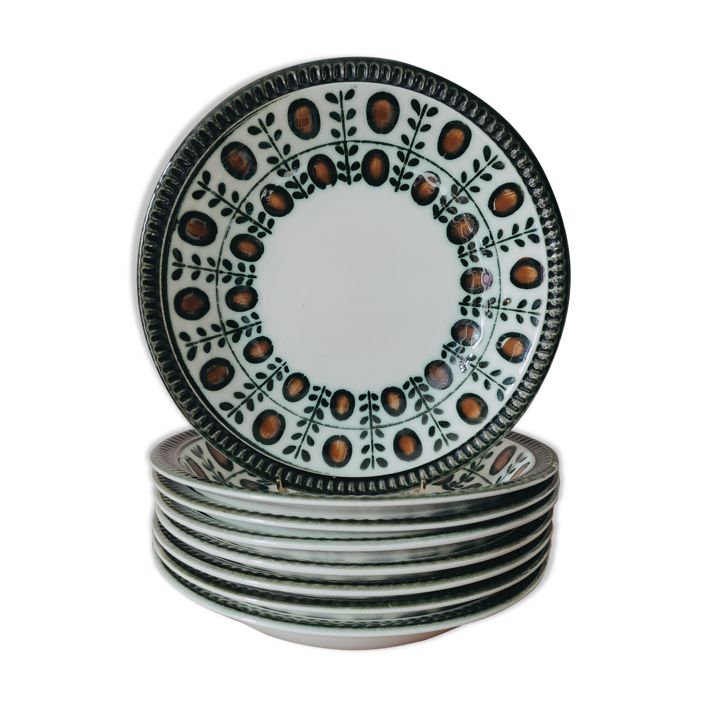 Set of 8 hollow plates Boch nut model