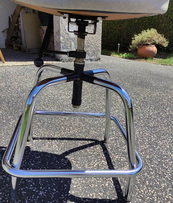 Industrial style stool chair