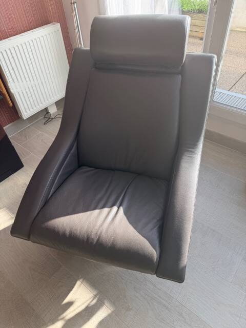 Swivel armchair move roche bobois