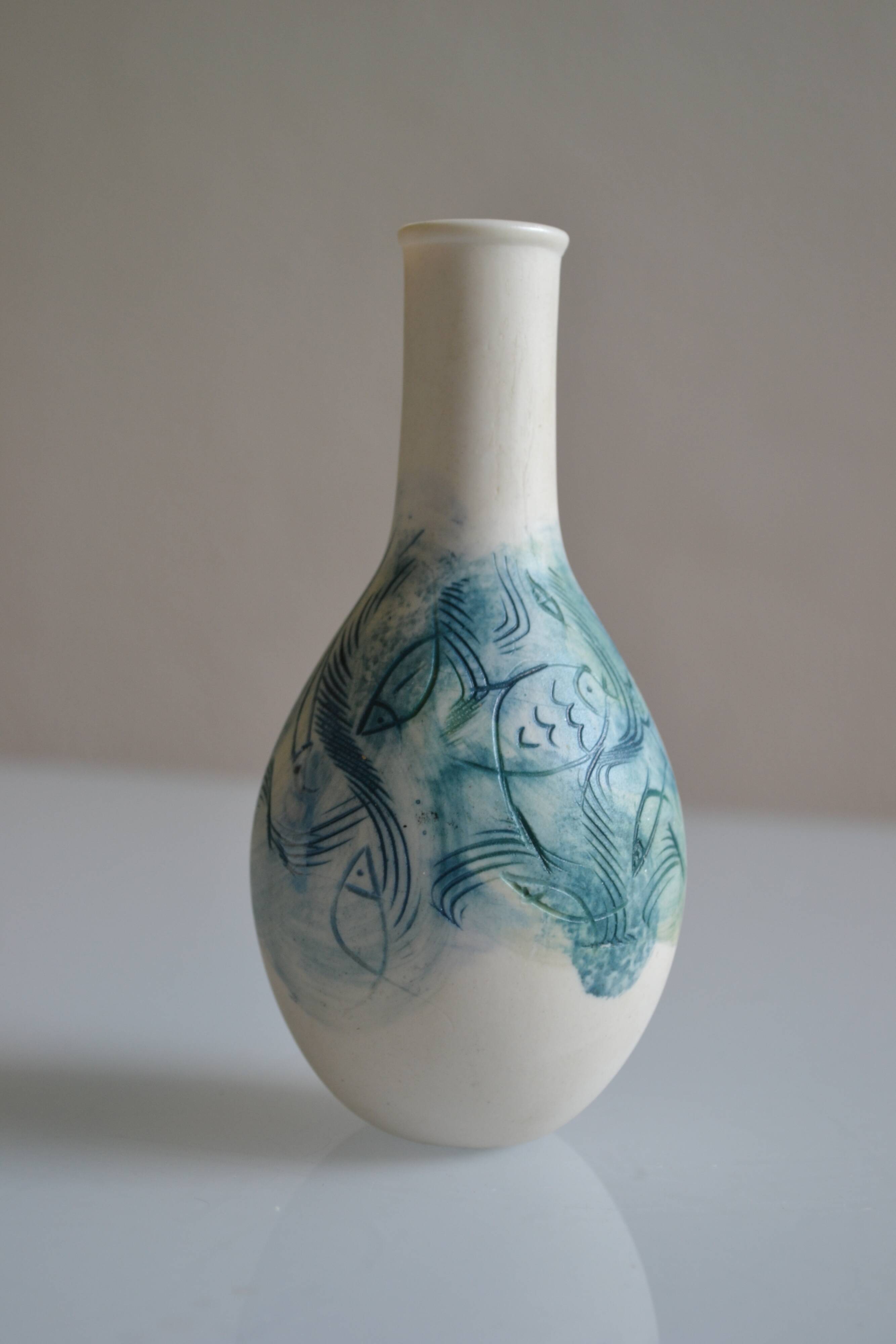 Porcelain vase with fish decoration