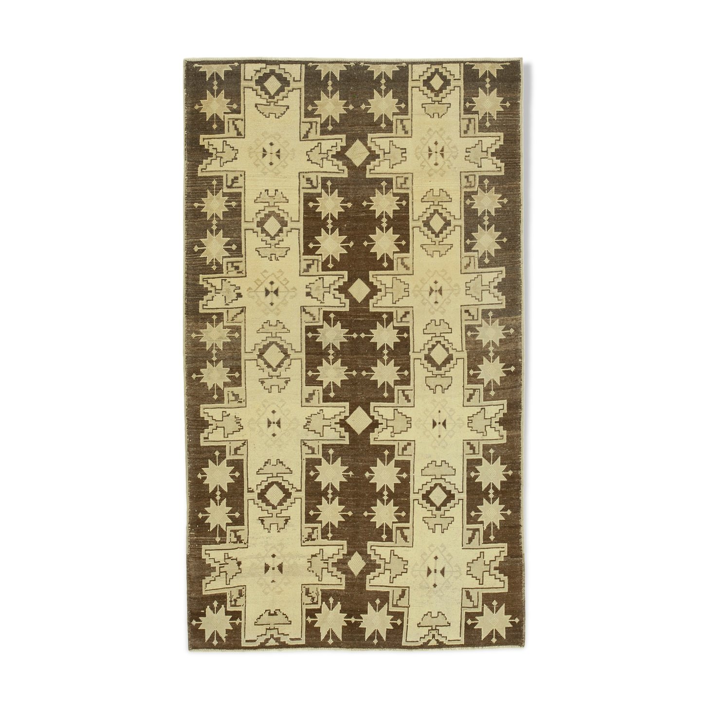 1950s hand-knotted turkish beige rug 135 cm x 236 cm