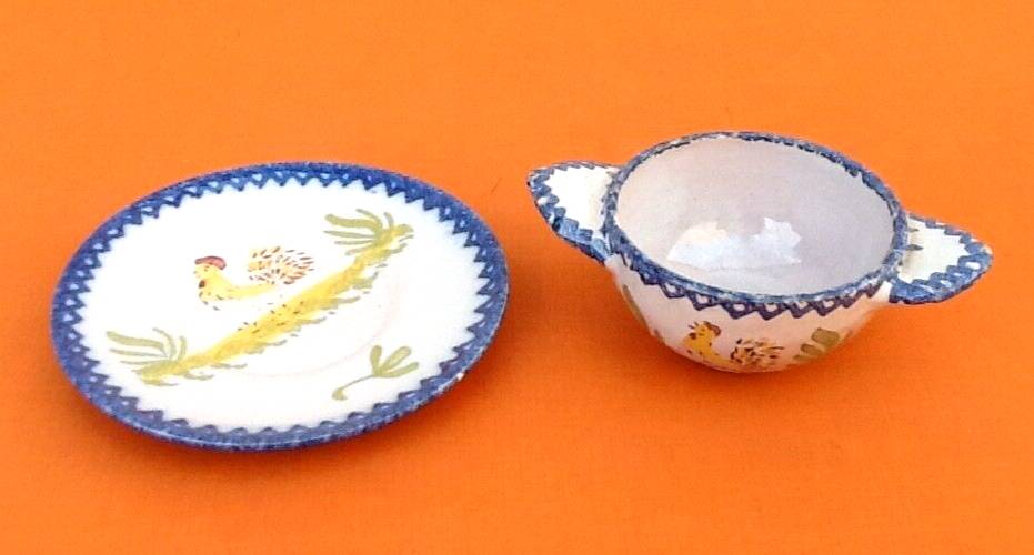 Charolles earthenware eared bowl / saucer rooster model
