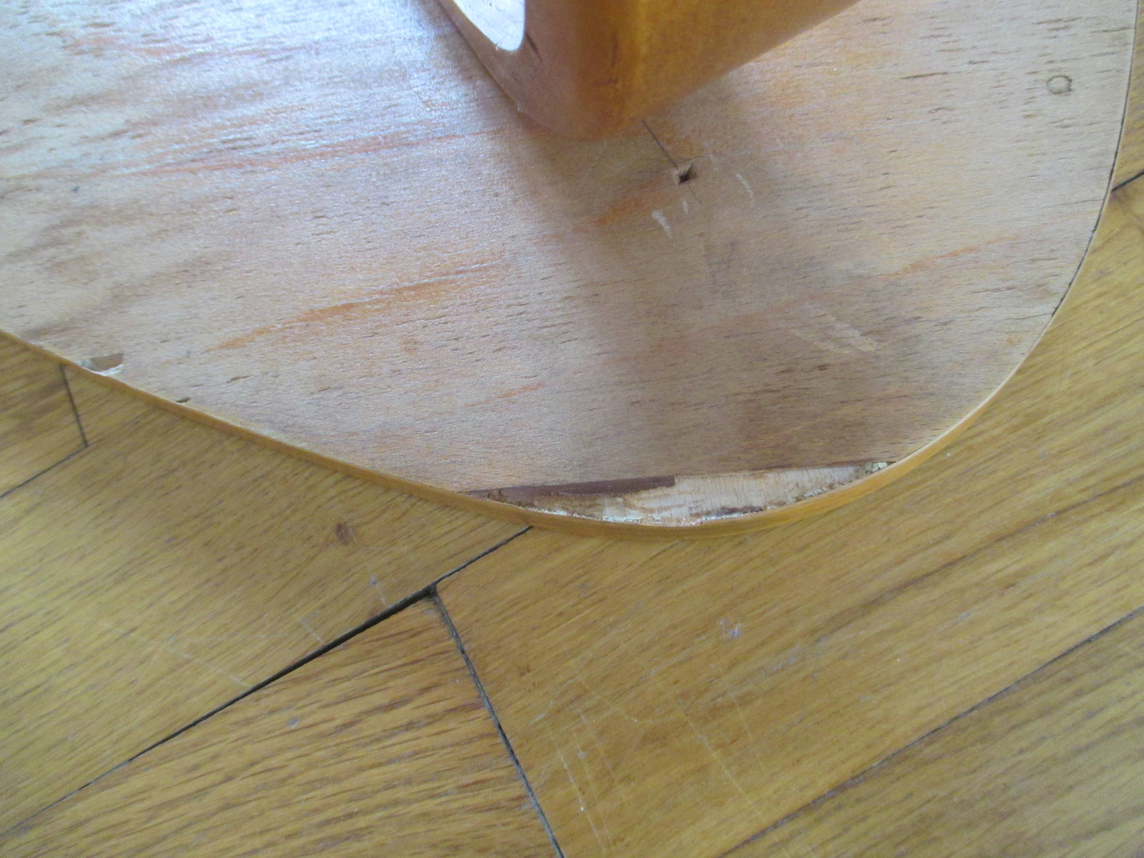 Bow Wood Steiner 1950 vintage table