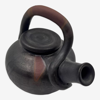 Teapot in stoneware fire