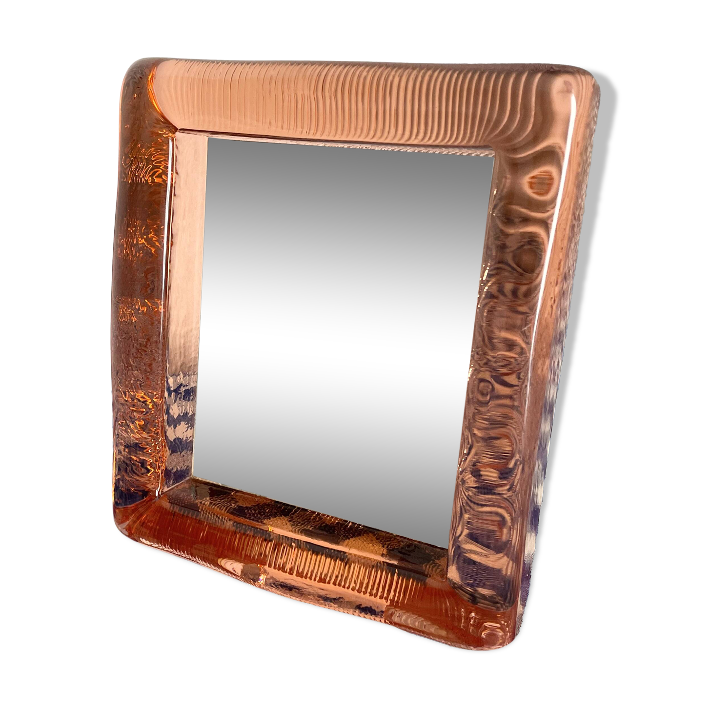 Miroir en verre rose d’Italie