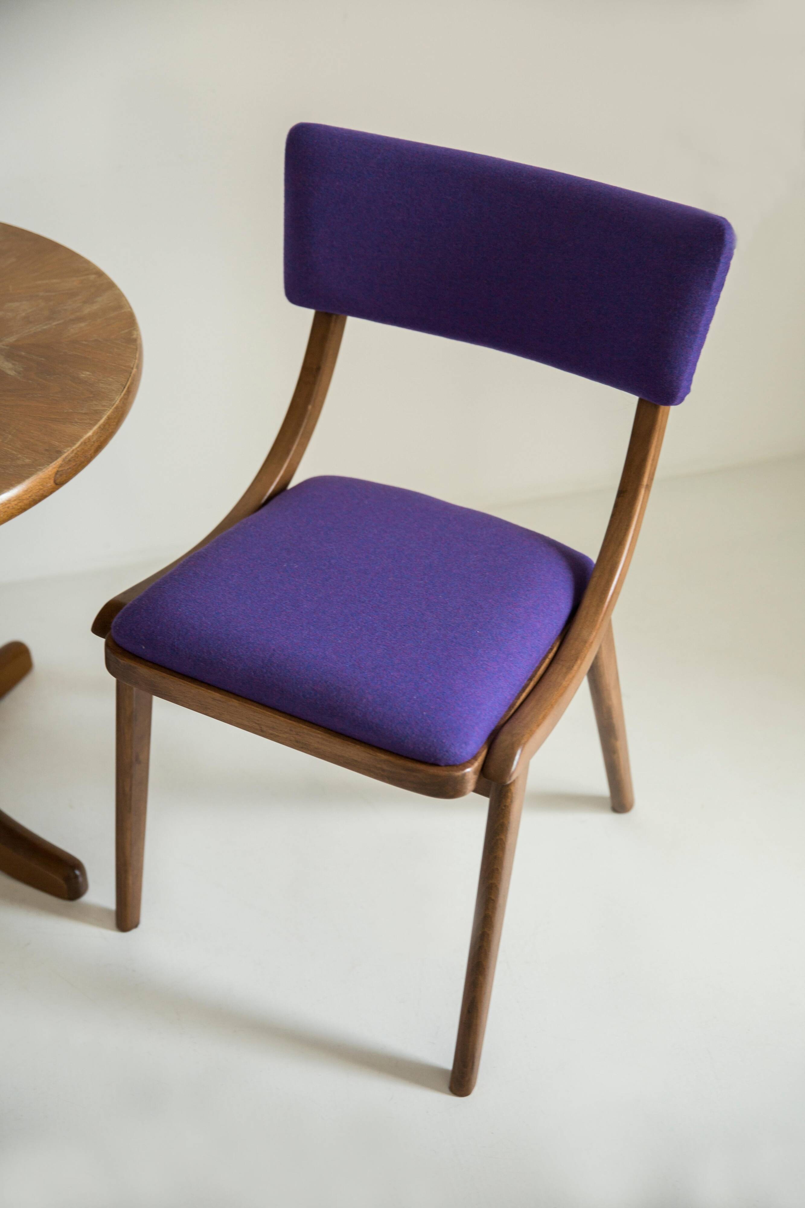 Mid-Century Modern Bumerang Chair, Purple Wool, Poland, 1960s