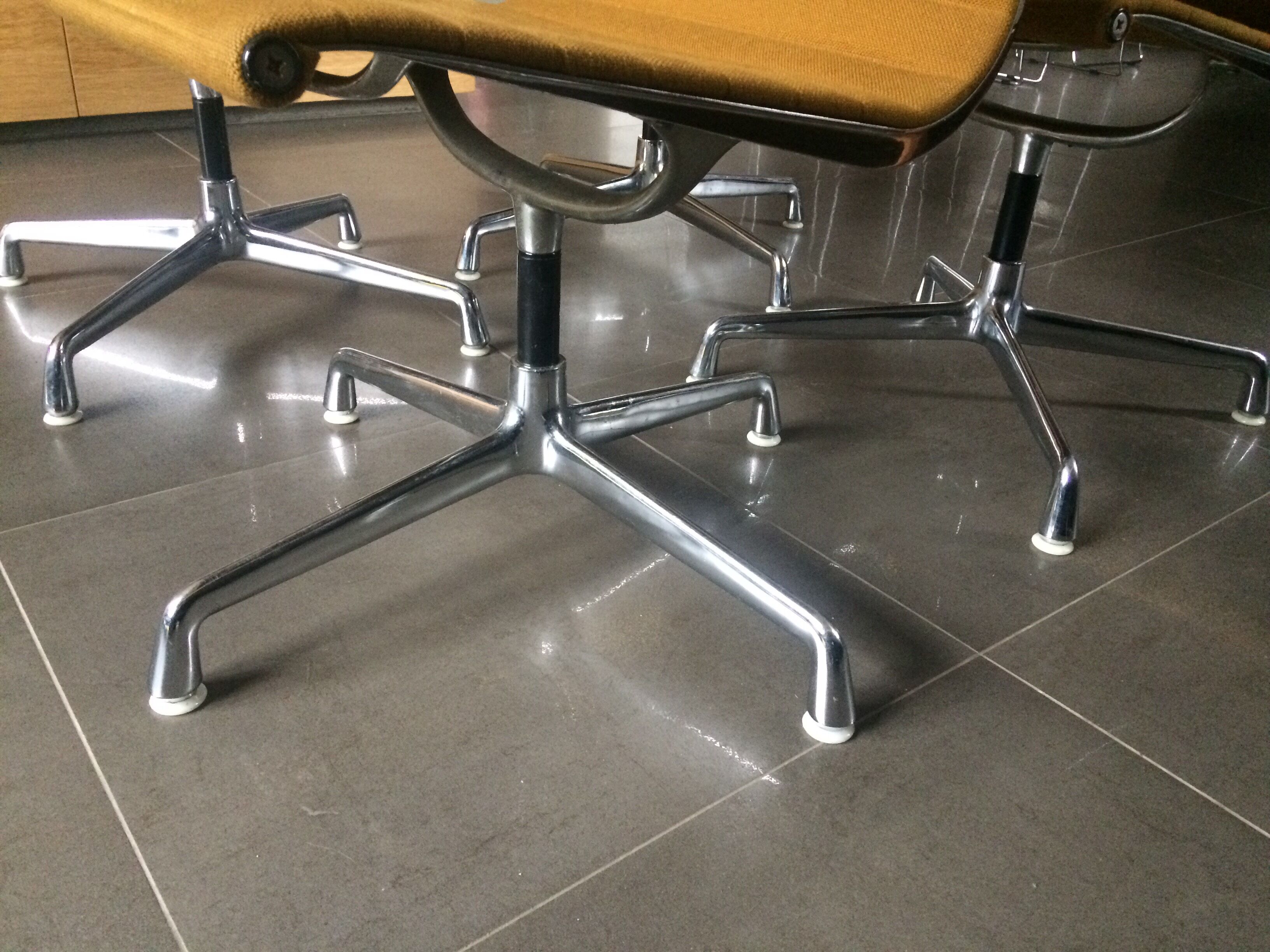 Chairs EA 105 by Charles & Ray Eames for Herman Miller