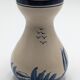 Vase en céramique bleue