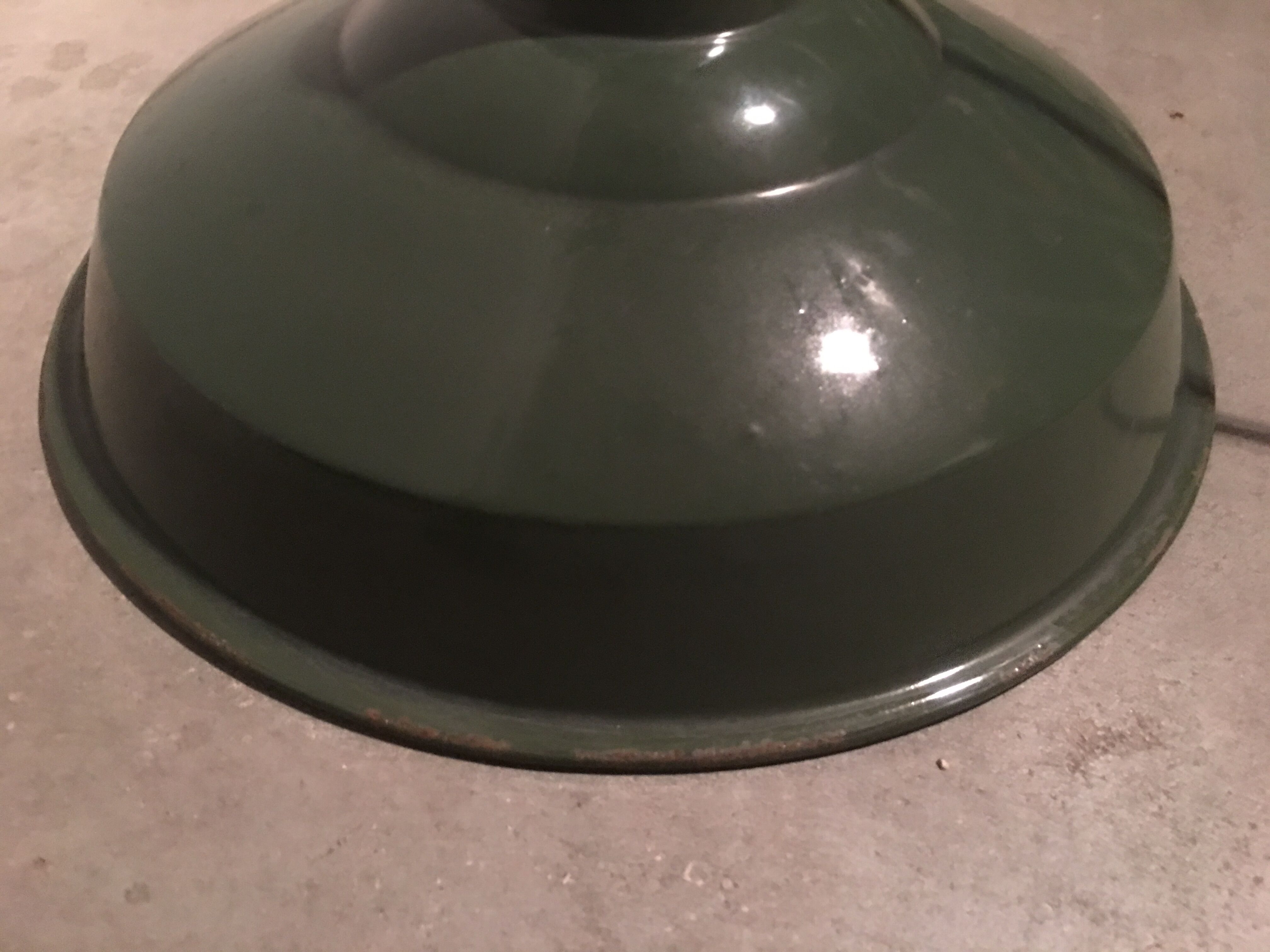 Industrial hanging of the 1950s