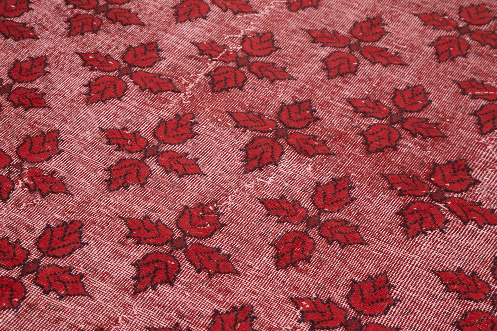 Handmade carved anatolian 1980s 180 cm x 280 cm red rug