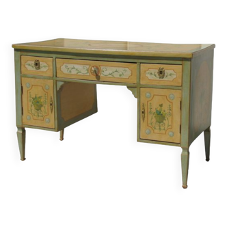 Venitian desk