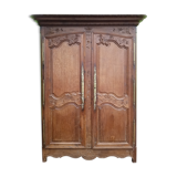 Cabinet façade