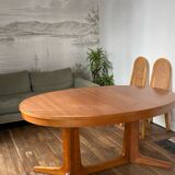 Designer table in solid elm