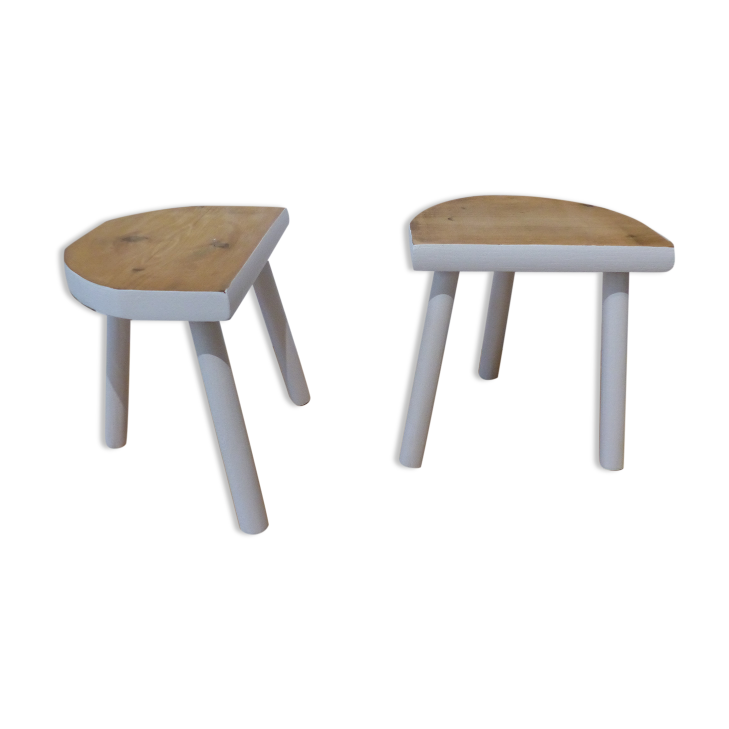 2 tabourets