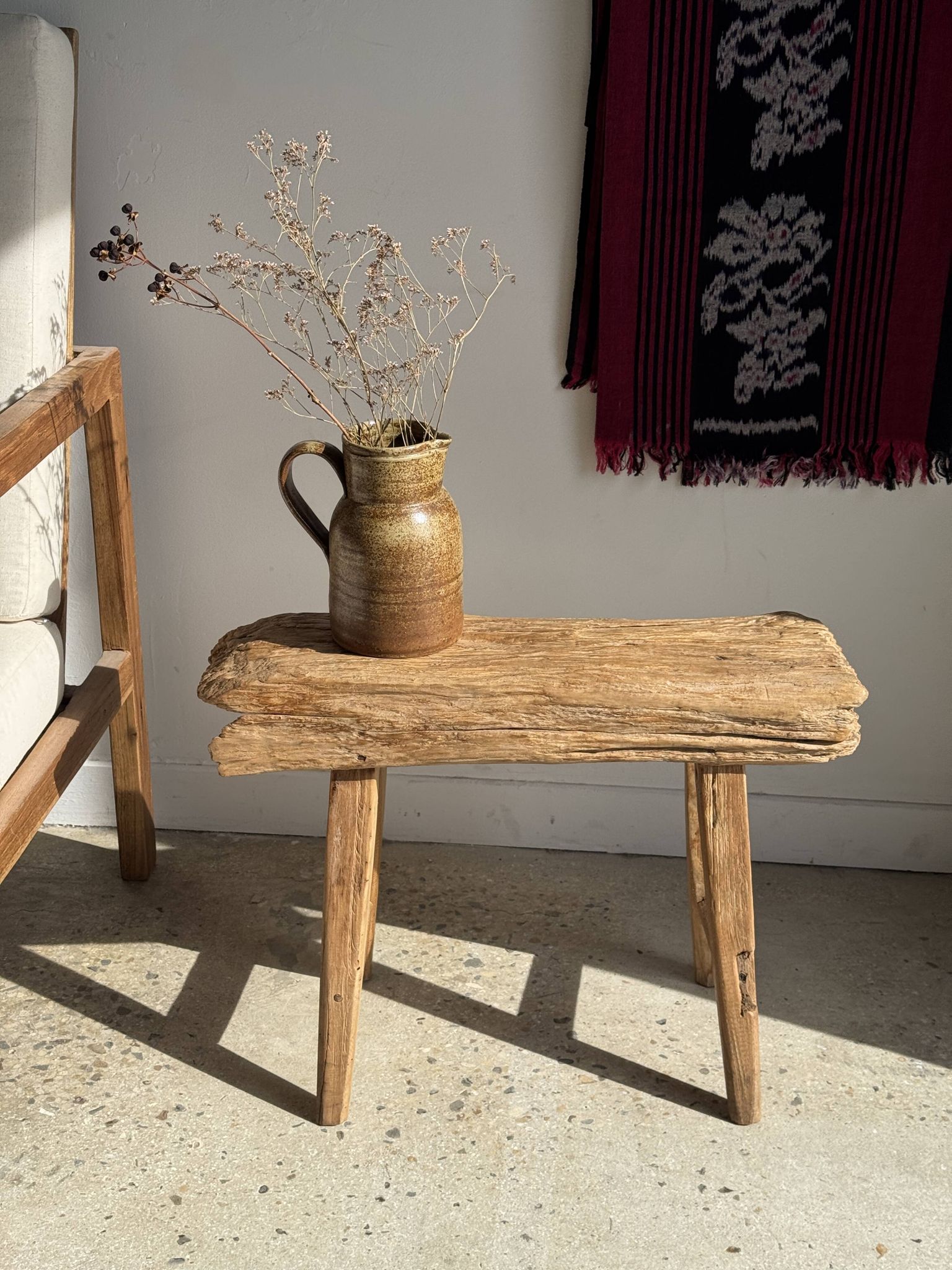 Grande carafe en grès mouchetée pas de marque au dessous H21