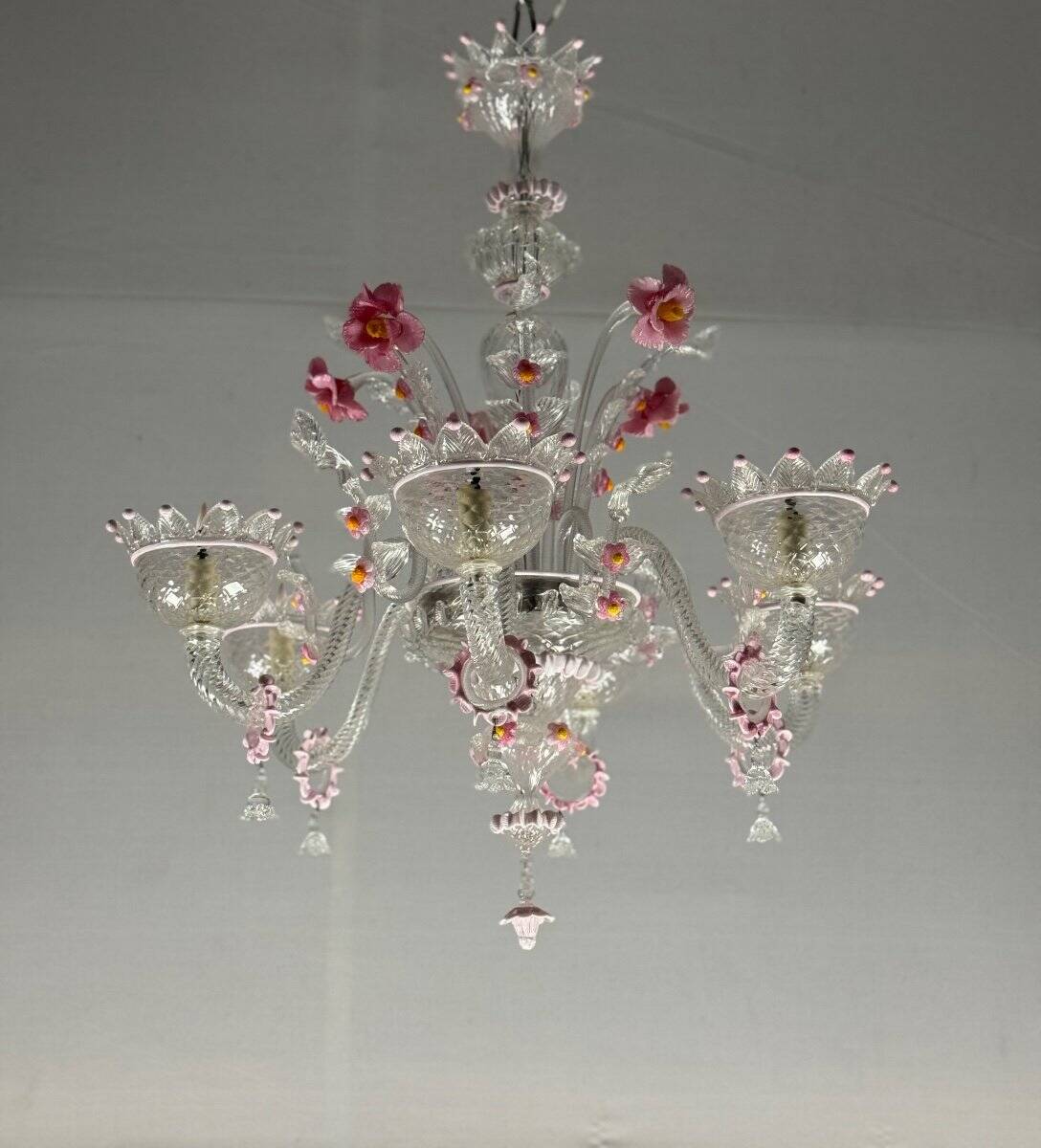 Venetian chandelier in colorless and pink Murano glass, 6 light arms circa 1940