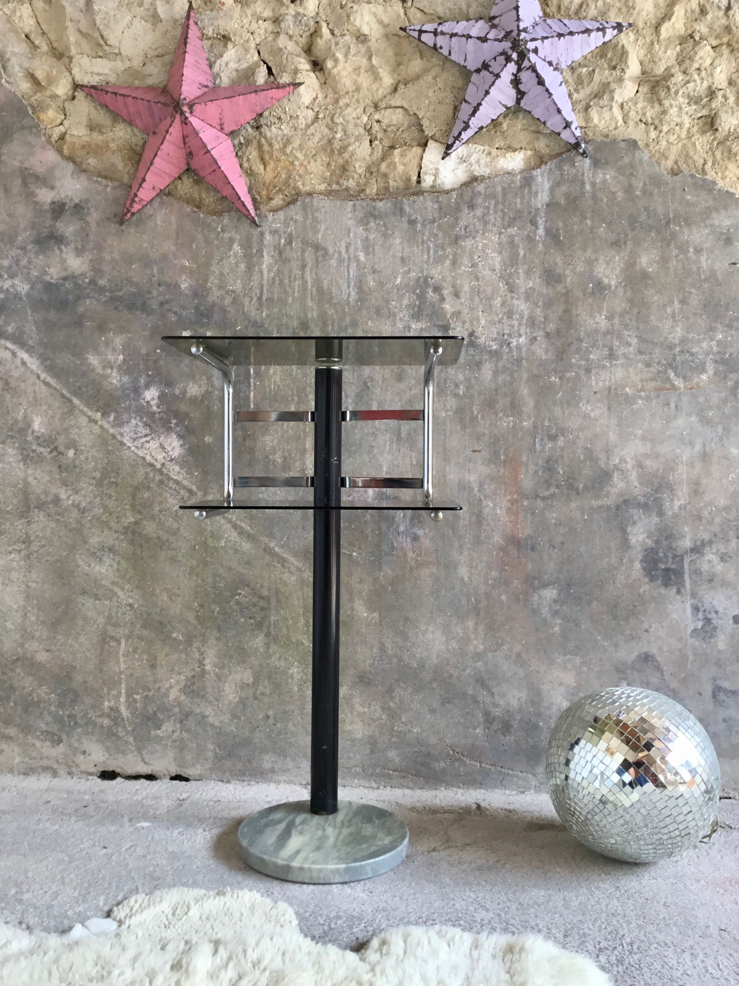 Fifth wheel or sofa end - smoked glasses and marble foot - design 1970