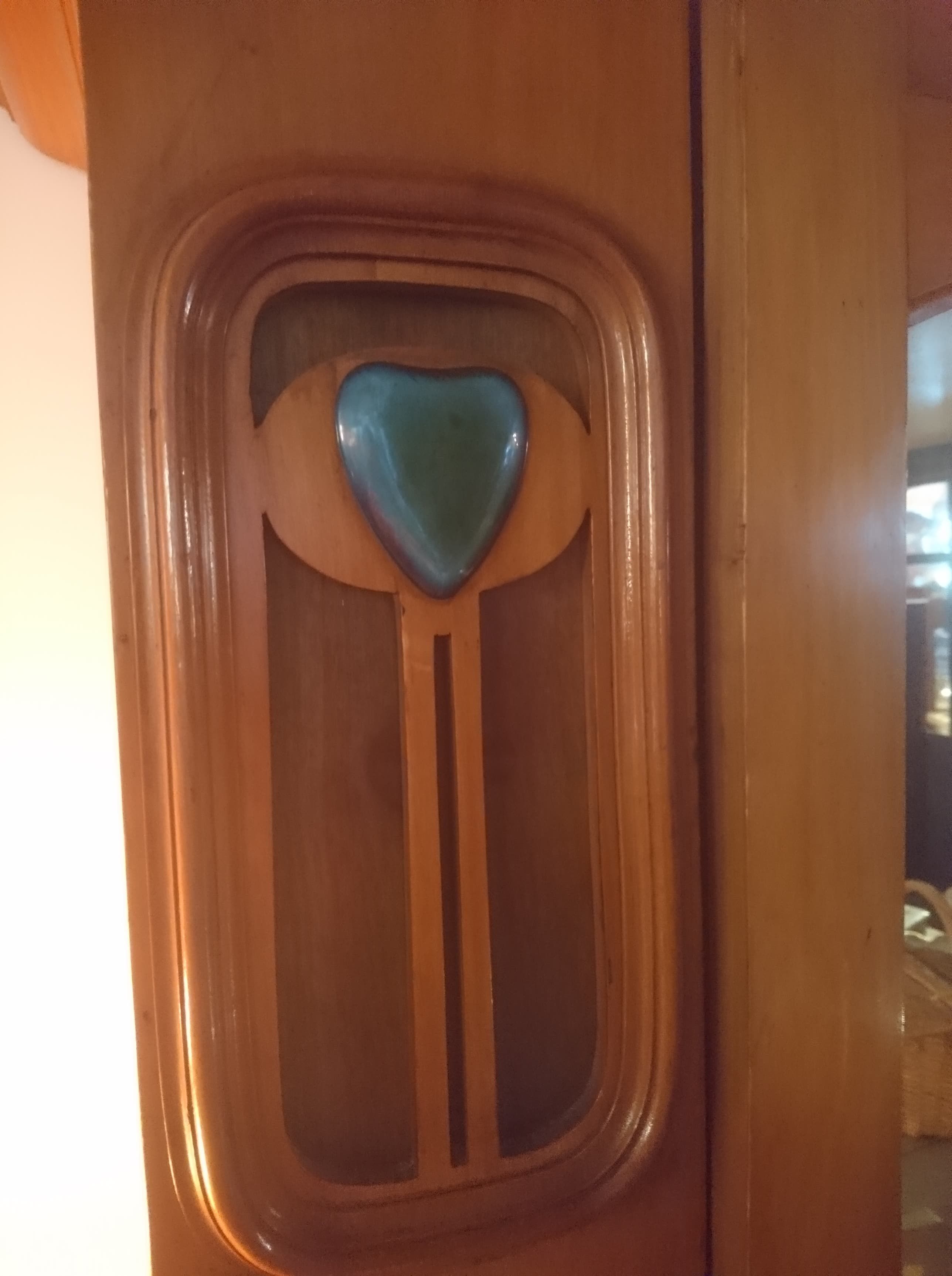 Wardrobe art new austrian with two heart pop-up