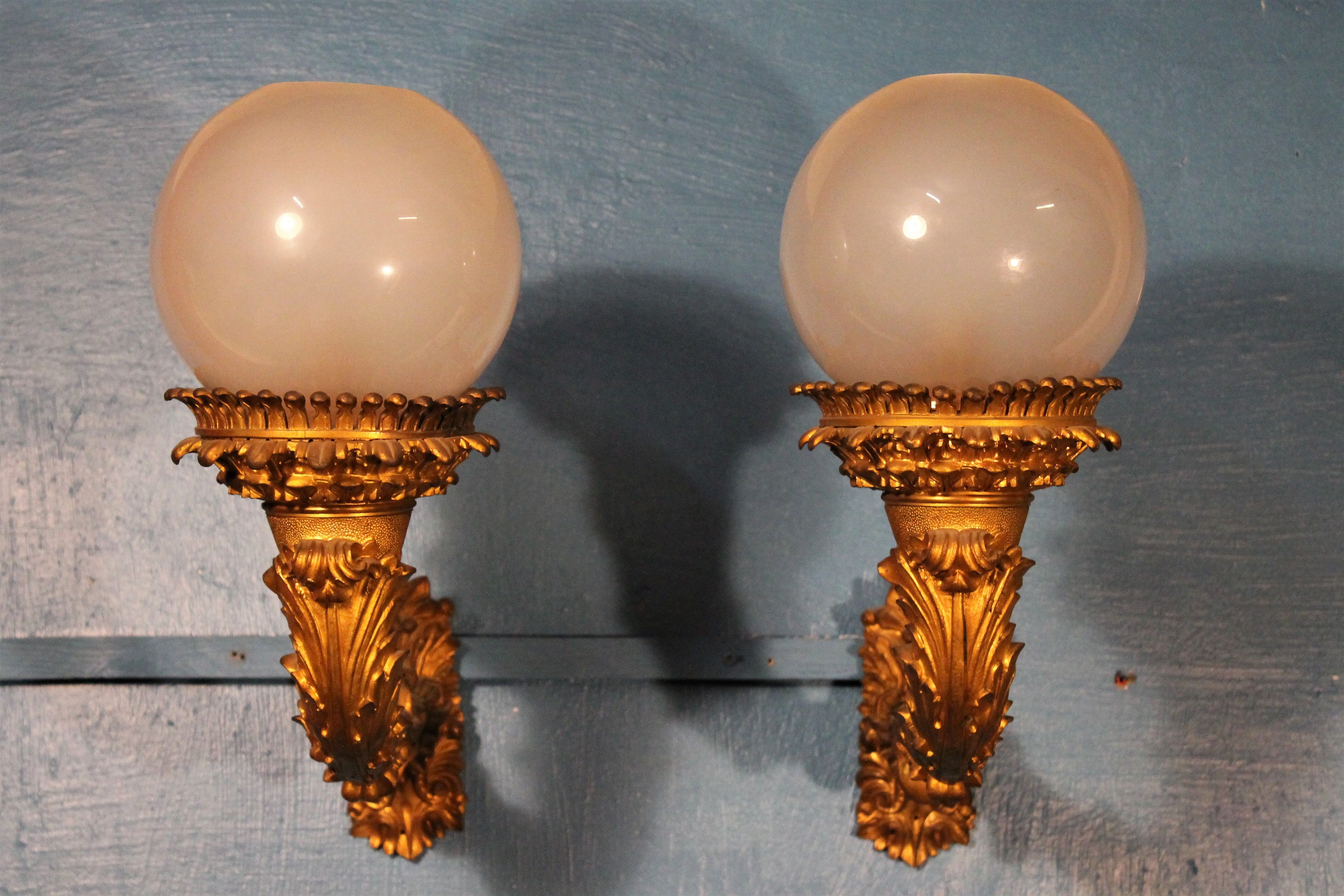 Pair of wall light  bronze "Torches / torches" early twentieth century