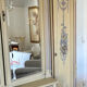 Armoire Laquée de Style Louis XVI