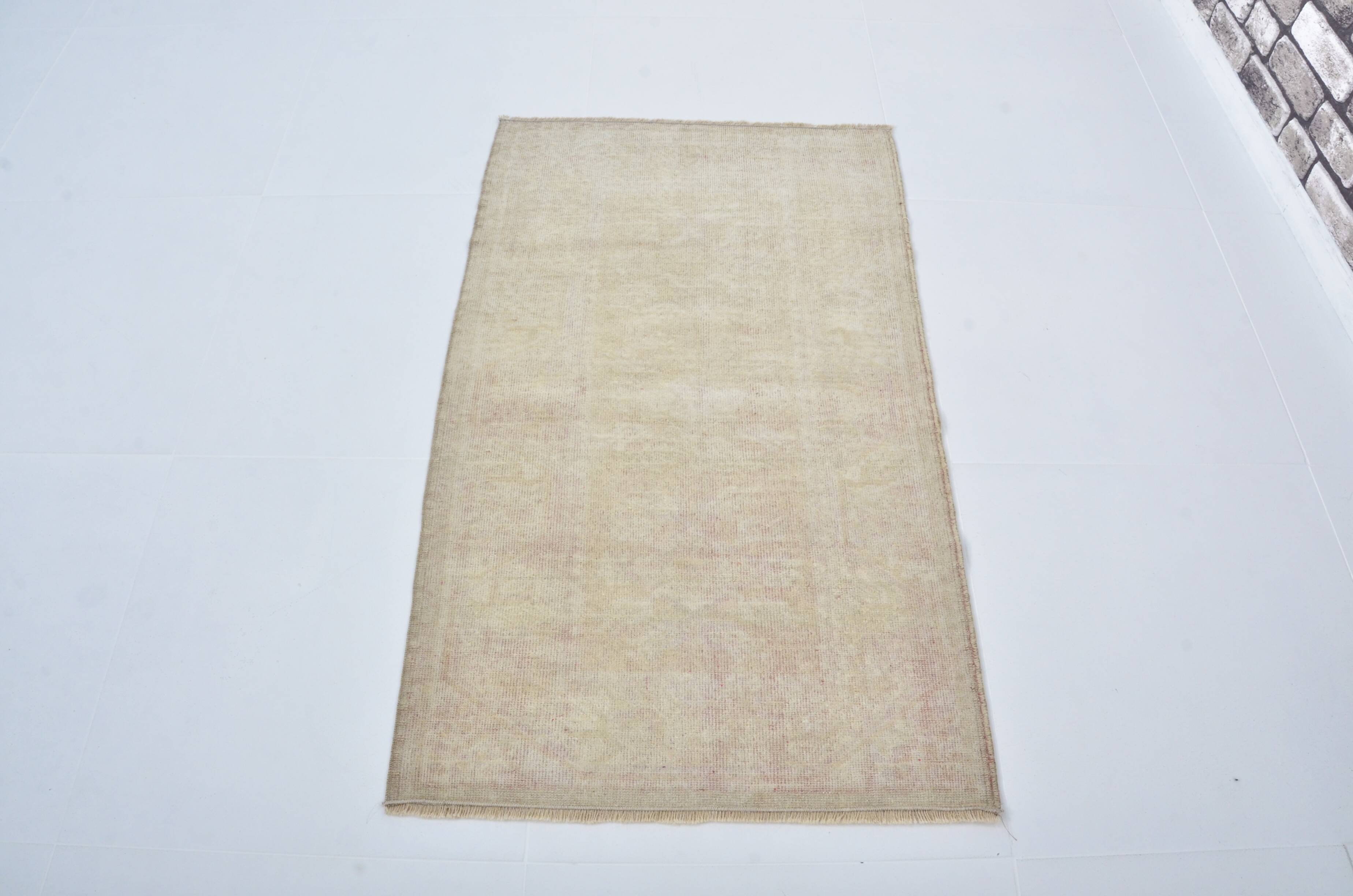 Handwoven Decorative Oushak Rug
