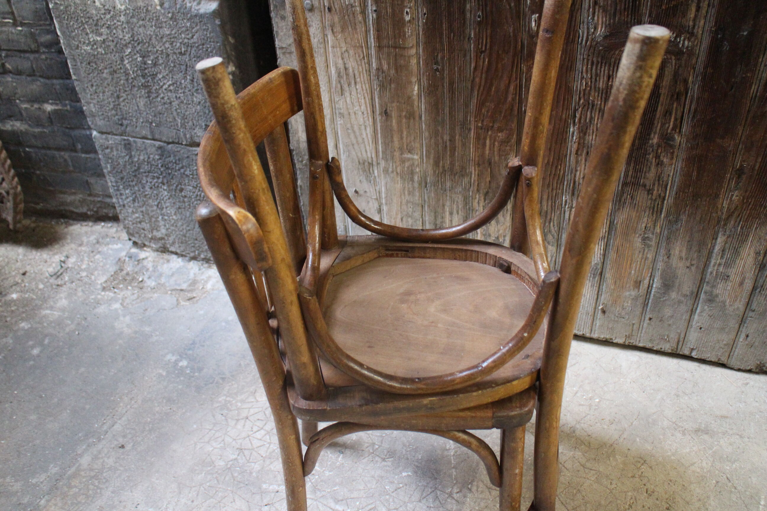Série de 4 chaises bistrot