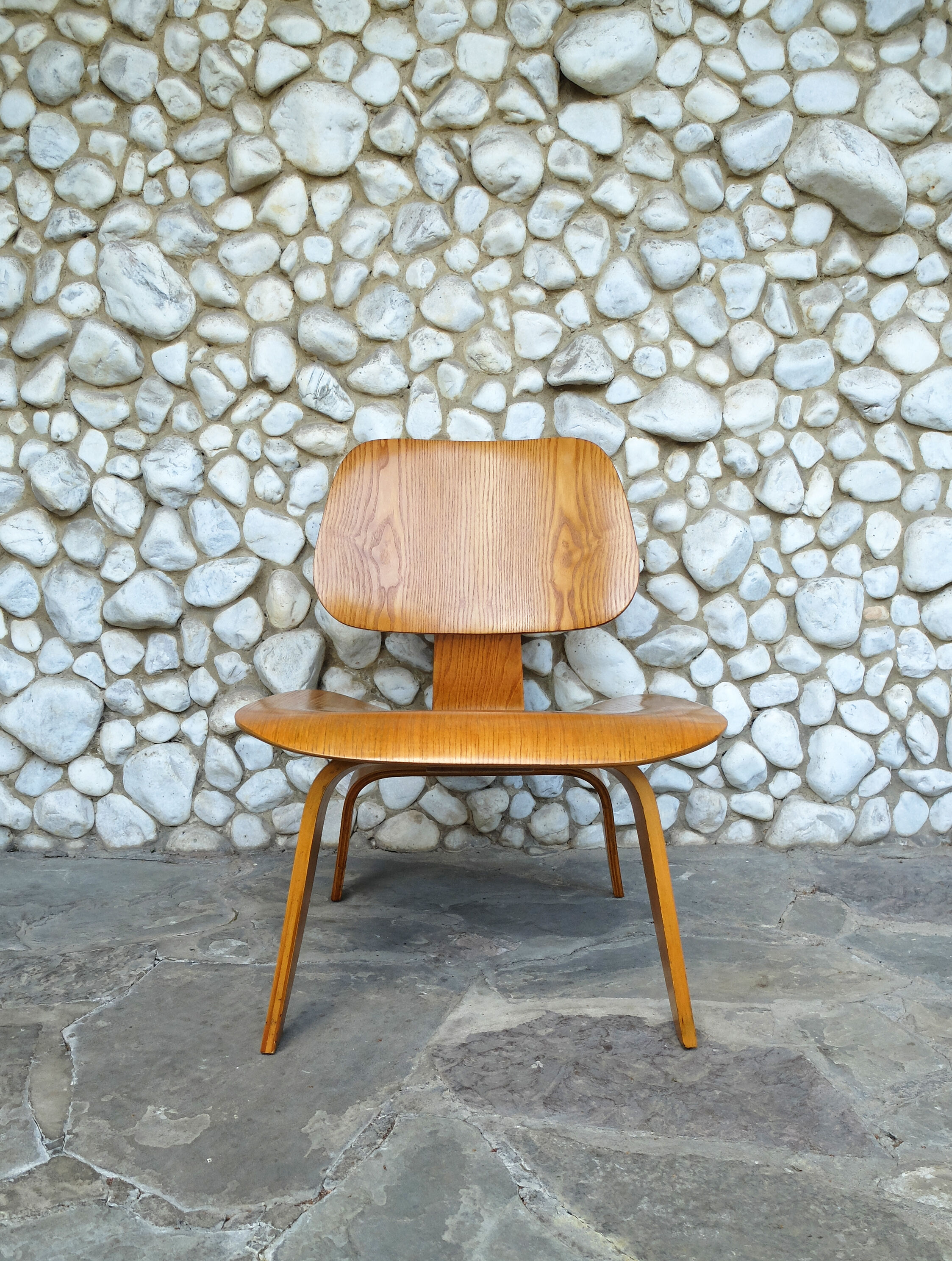 Ash LCW Lounge Chair by Charles and Ray Eames for Evans / Herman Miller, 1948-49