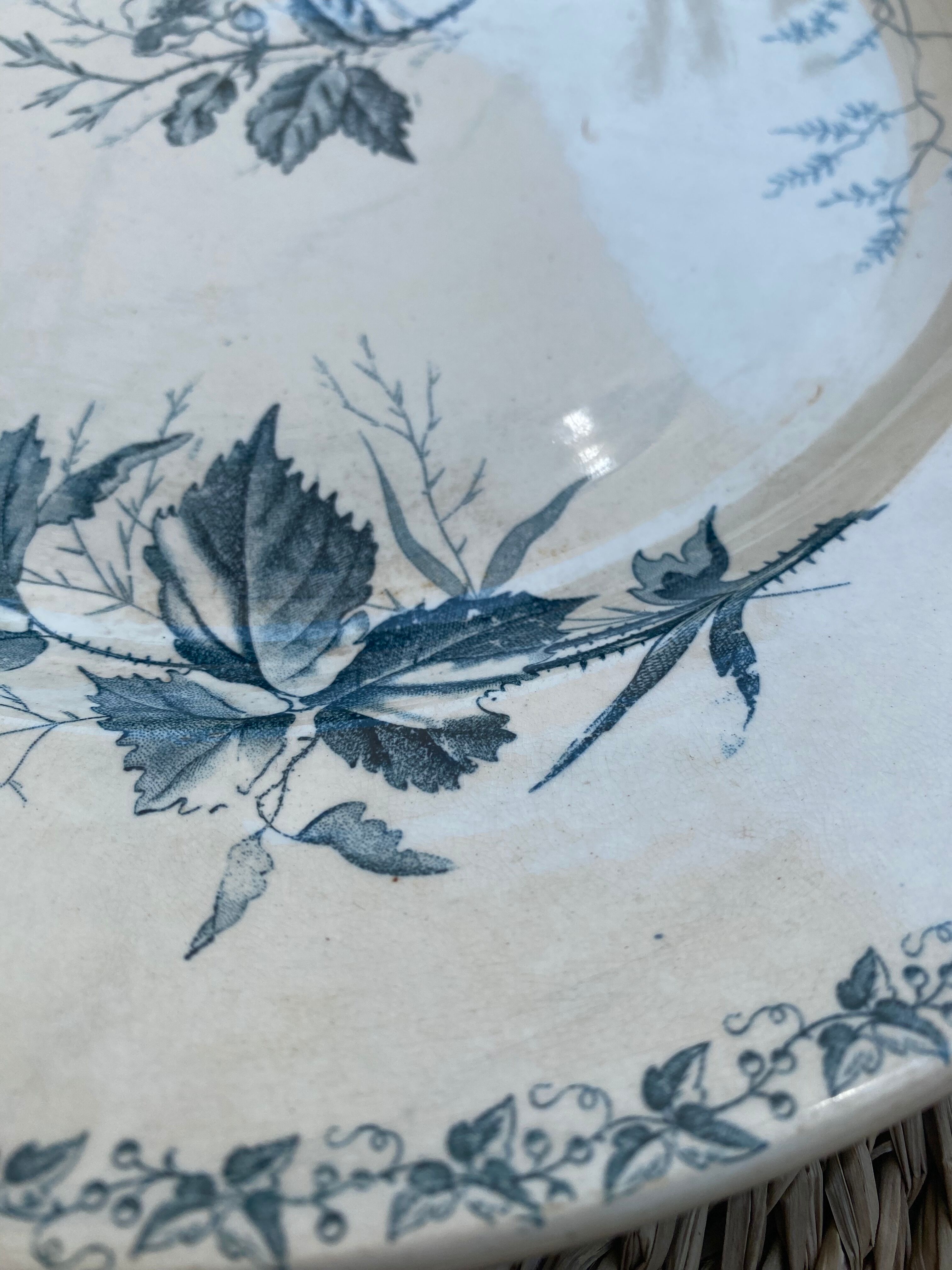 Iron earth dish Badonviller blackberry model