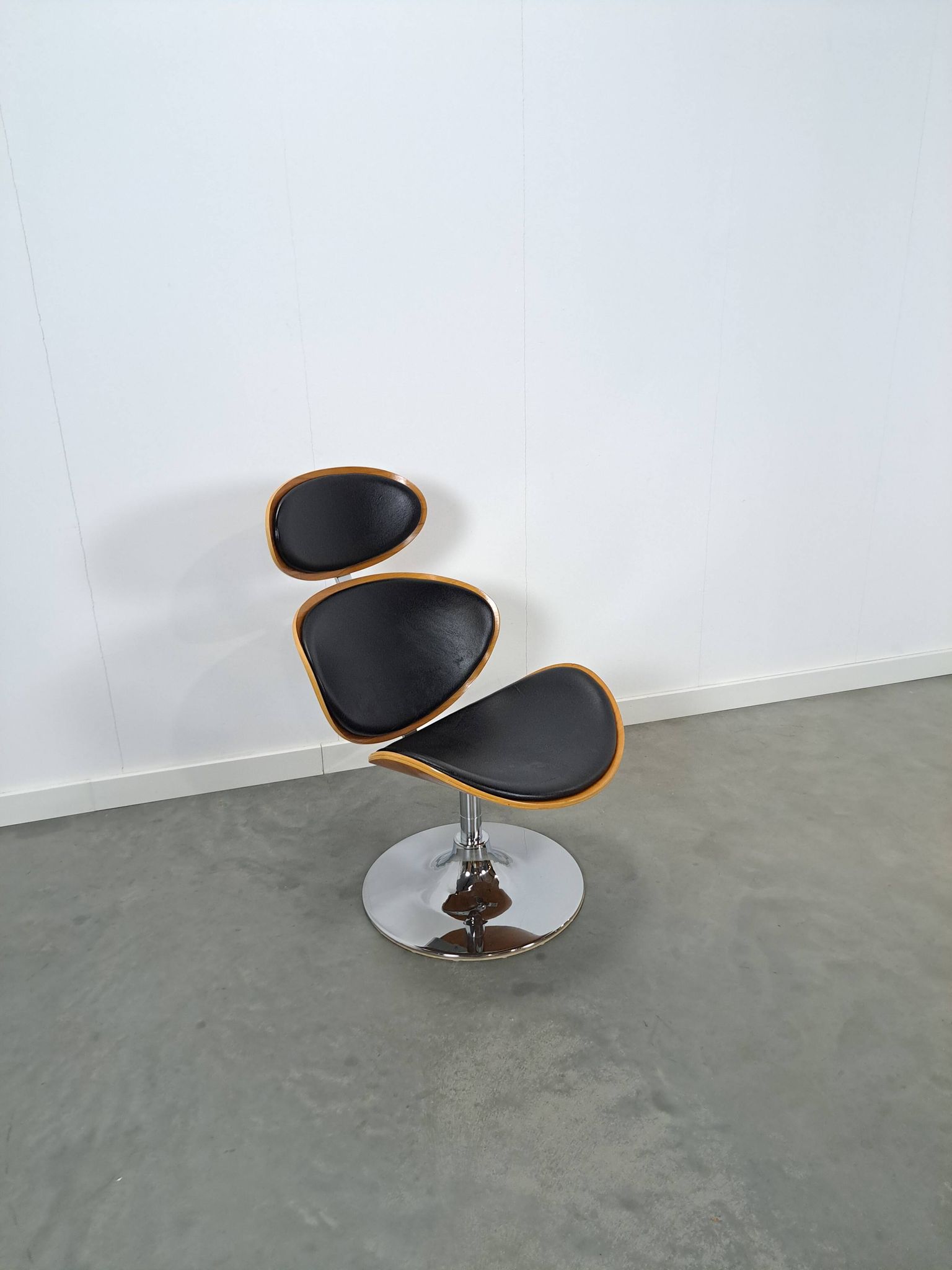 Dan-Form Curve loungestoel, draaifauteuil Denemarken