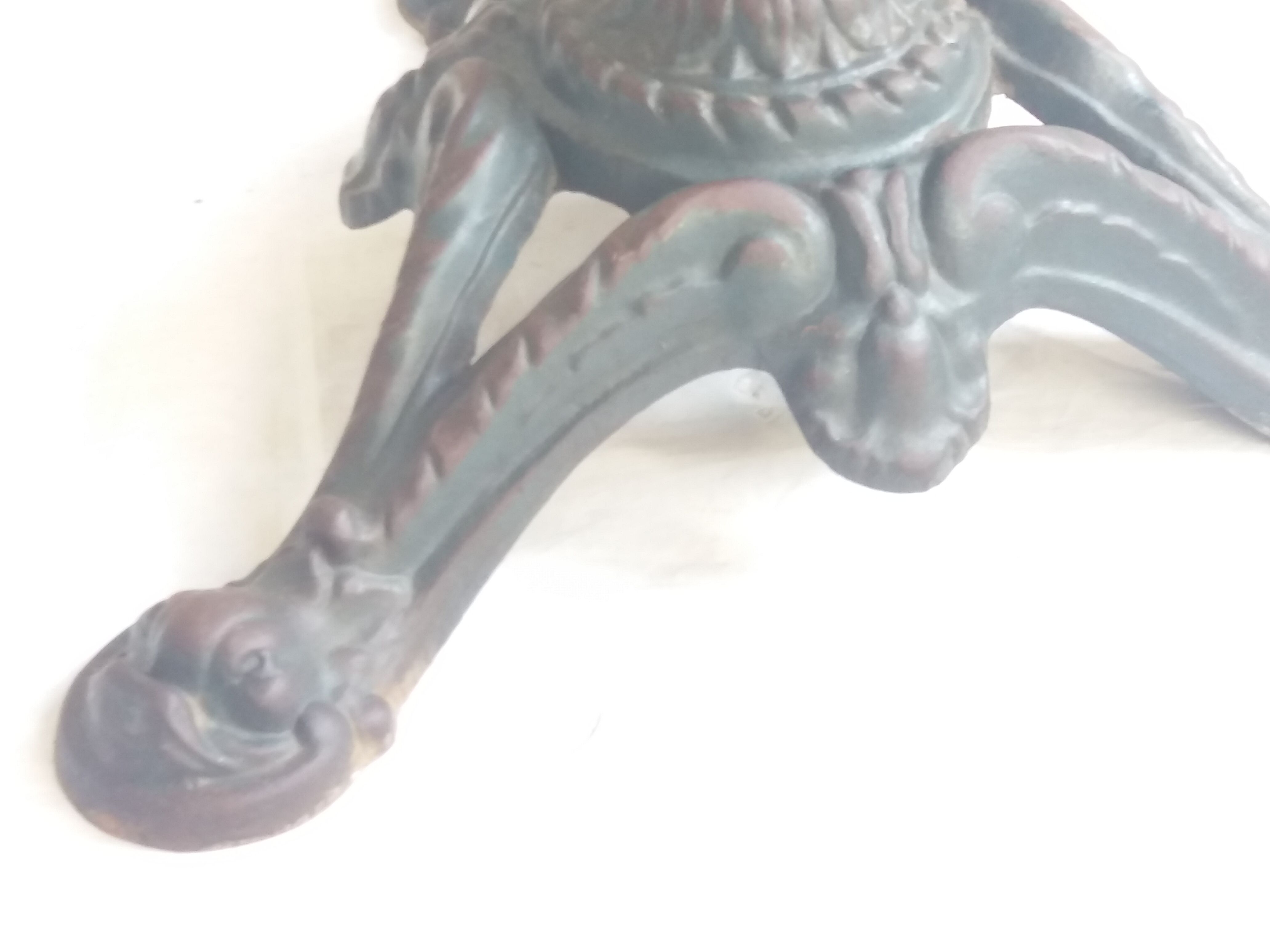 Bistrot's former gueridon