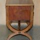 Paire de buffets vintage néoclassique en bois de ronce de chêne