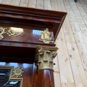 Display cabinet with two doors – Empire period – Mahogany veneer, bronze fittings