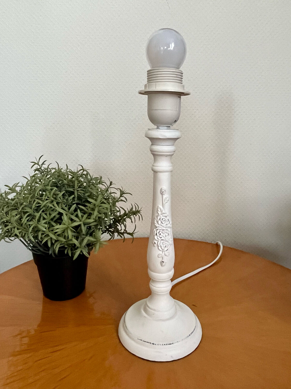 Shabby white patina wooden lamp base