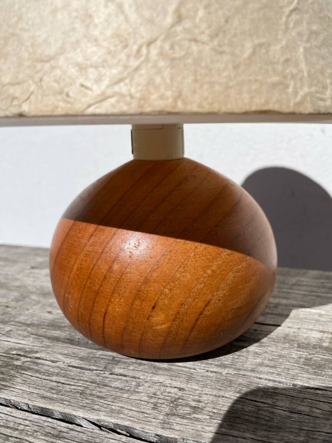Vintage beige wooden ball lamp