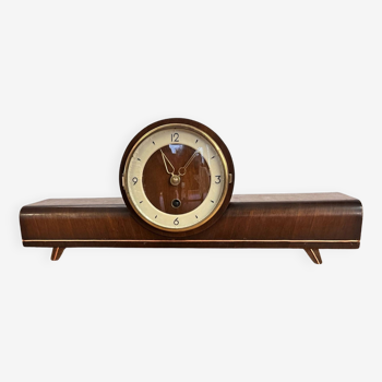 Modernist mantel clock, Zella-Mehis, Germany, 1960s.