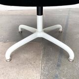 Set of chairs model Space Age 2038 by Bruce Hannah & Andrew Morrison for Knoll International, 1970s.