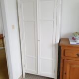 Armoire parisienne