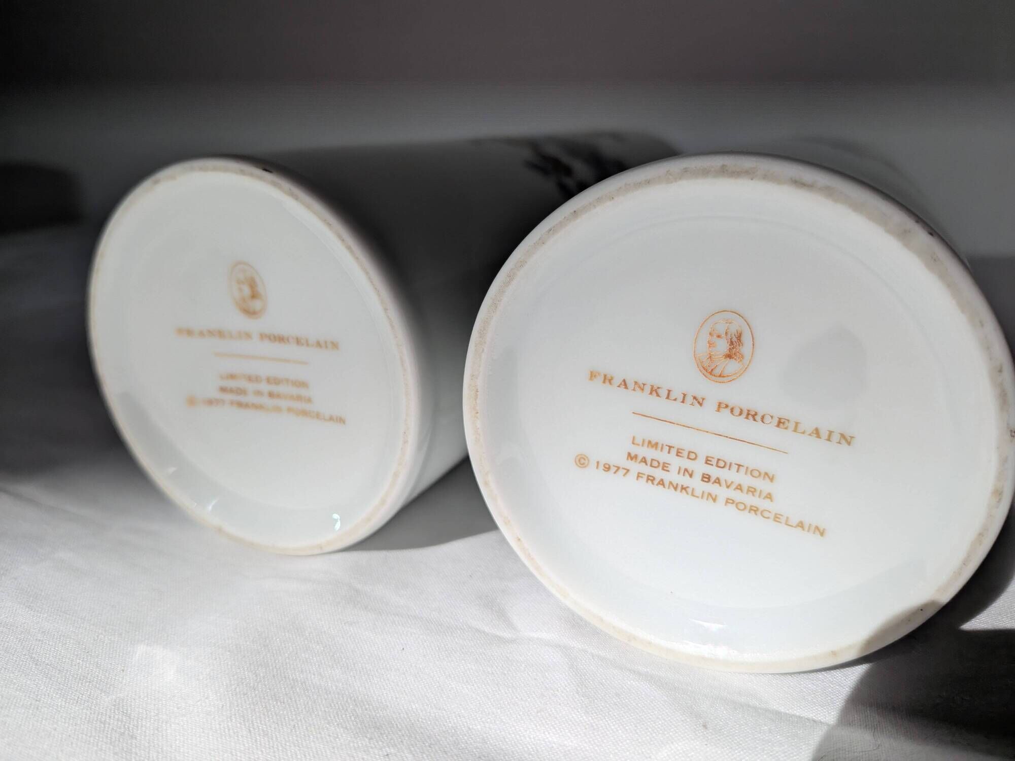 Pair of Franklin Porcelain vases – limited edition 1977 – Made in Bavaria
