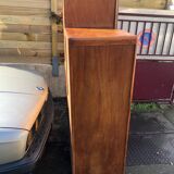 Asymmetrical cabinet