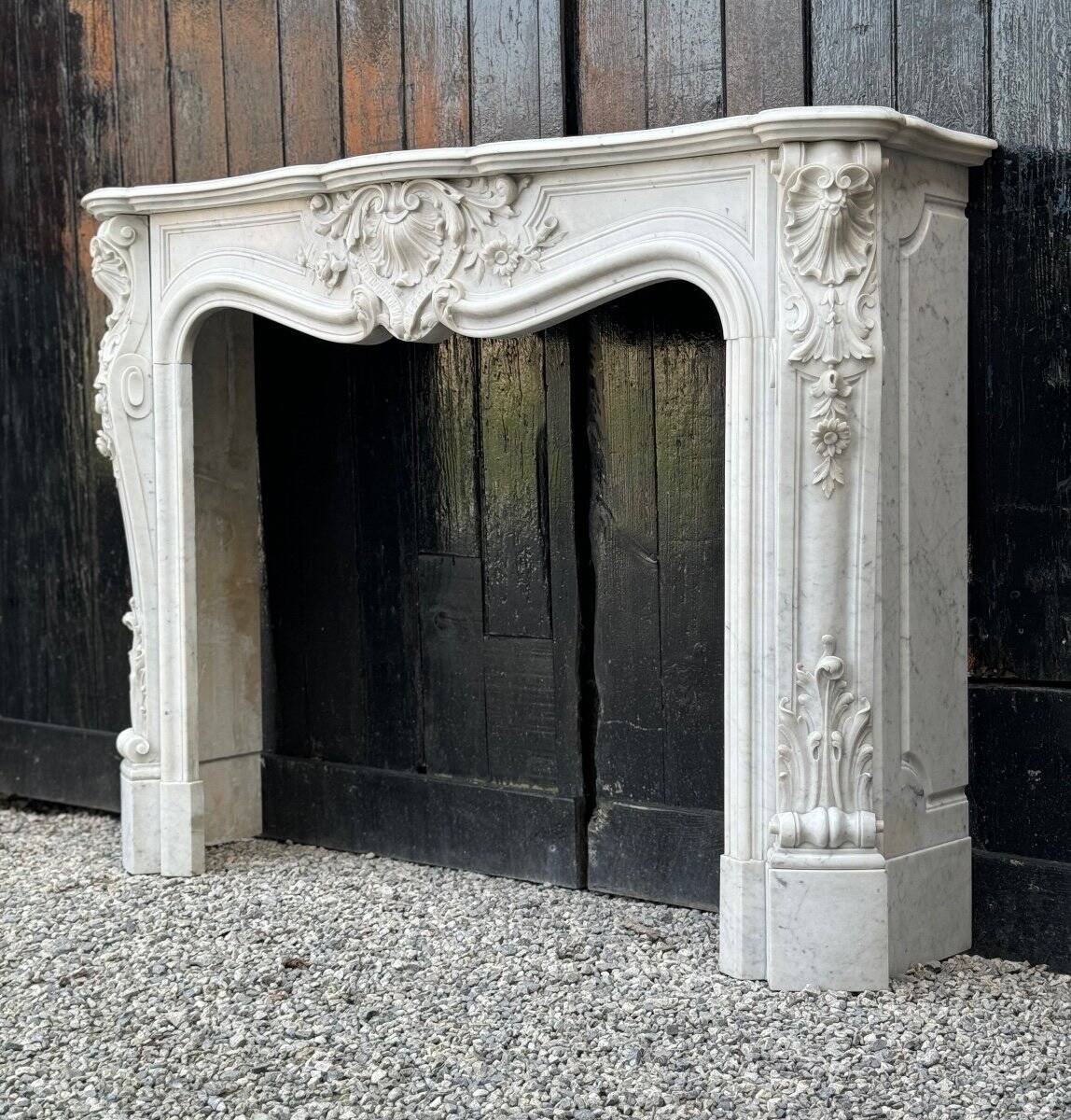 Louis XV style fireplace in Carrara marble circa 1880